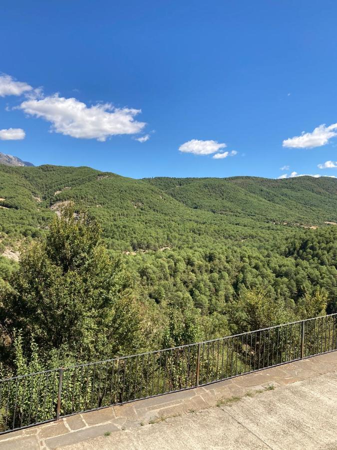 Vistas A La Montana En Un Pueblo Con Encanto. El Pueyo de Araguás Exterior photo