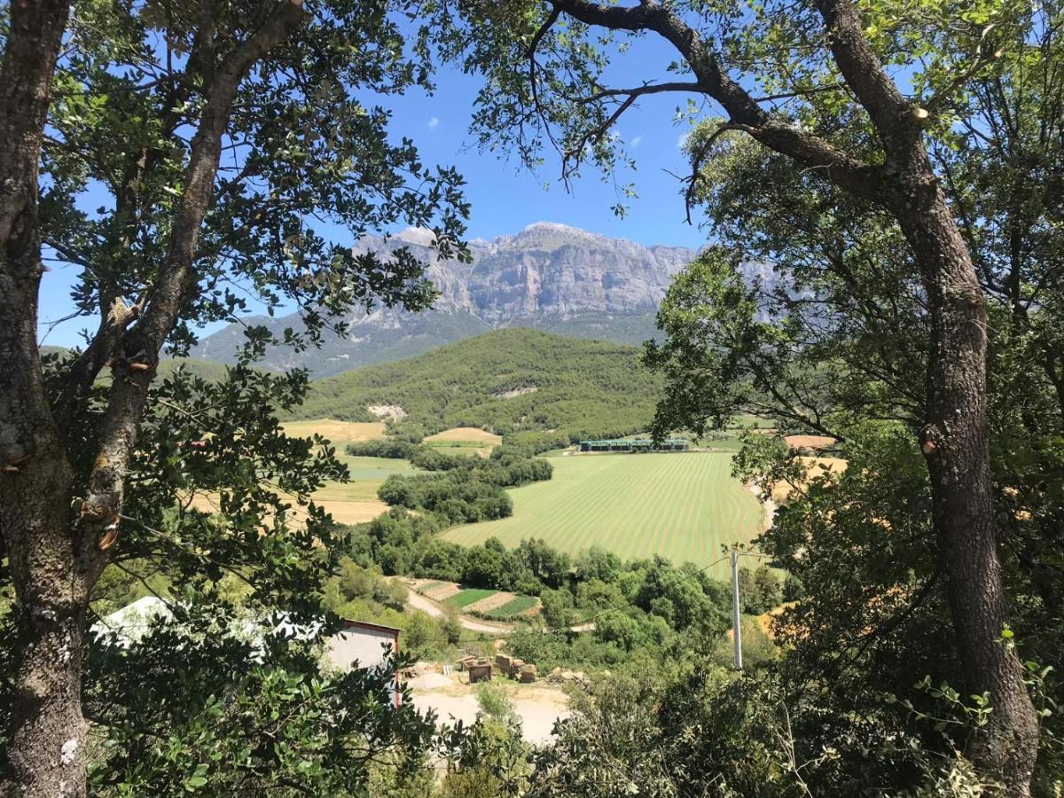 Vistas A La Montana En Un Pueblo Con Encanto. El Pueyo de Araguás Exterior photo